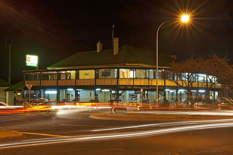 Town Square Motel - Mackay Tourism 0