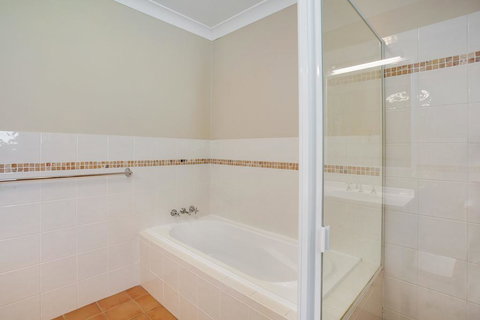 Townhouse On Tomaree - Central To CBD - Mackay Tourism 2