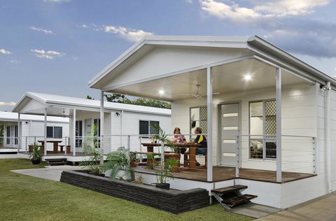 Townsville Tourist Village - Mackay Tourism 3