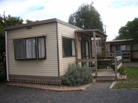 Triabunna Cabin & Caravan Park - Mackay Tourism 3