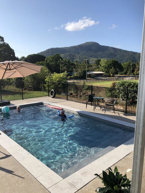 Tropical Retreat - Mackay Tourism 1