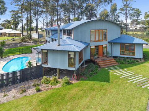 Tura Tree House - Mackay Tourism 0