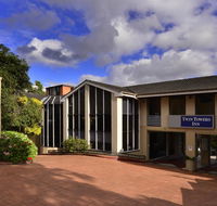 Twin Towers Inn - Mackay Tourism