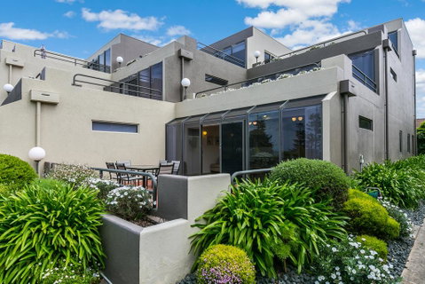 Two Bays Apartments, Australia - Mackay Tourism 2