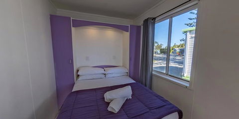Two Shores Holiday Village - Mackay Tourism 2