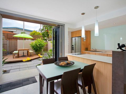 U3/27 Noosa Parade, Noosa Sound - Mackay Tourism 1
