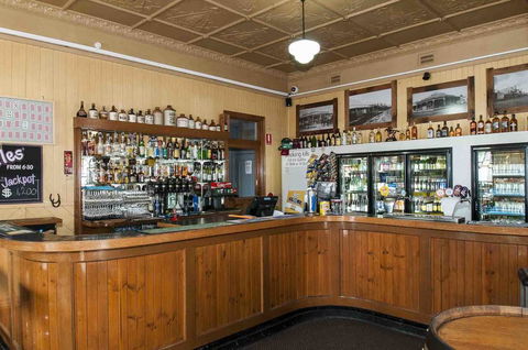 Ulmarra Hotel - Mackay Tourism 2