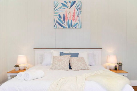 Ultimate Family Home - 3 Bedroom Lux Retreat With Private Pool, Spa And Incredible Views - Mackay Tourism 1