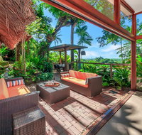 Unique tropical rainforest getaway - Mackay Tourism