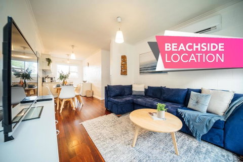 Urban Beach Shack-Metres From The Beach & Cafes - Mackay Tourism 0