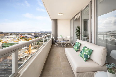 Urban Rest - One Darling Harbour - Mackay Tourism 3