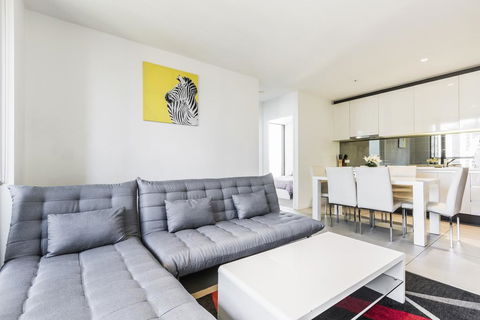 UWS Madison Melbourne CBD Apartment - Mackay Tourism 0