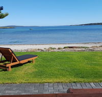 Vandy's shack at Mount Dutton Bay - ideal for couples and small families - Mackay Tourism