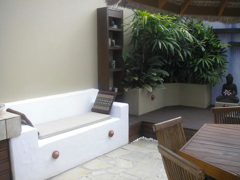 Villa Baci - Mackay Tourism 1