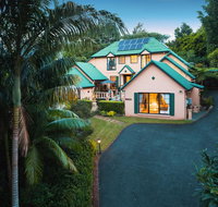 Villa Della Rosa Bed  Breakfast - Mackay Tourism
