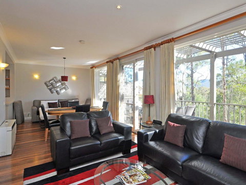 Villa Executive 2br Pokolbin Resort Condo Located Within Cypress Lakes Resort (nothing Is More Central) - Mackay Tourism 3