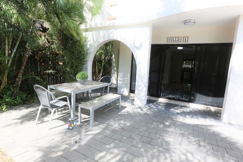 Villa Via Veneto - Mackay Tourism 1