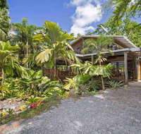 Villa Zena - Mackay Tourism