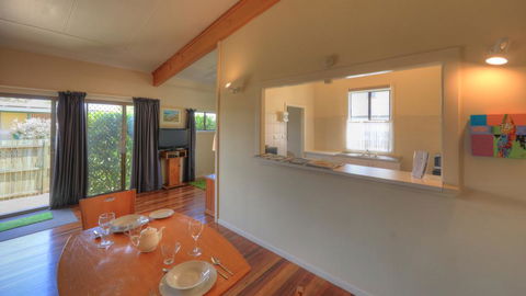 Village Stays Coldstream Gallery Apartment - Mackay Tourism 1