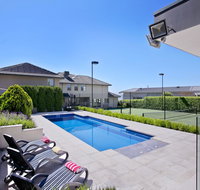 Vue de la Mer Luxury Family Retreat with tennis court pool spa water views - Mackay Tourism