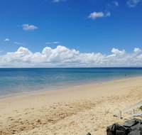 Walk to Beach Queenslander HOME in CBD Hervey Bay - Mackay Tourism