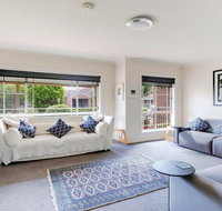 Walling-Clifton Gardens - backing onto golf course - Mackay Tourism