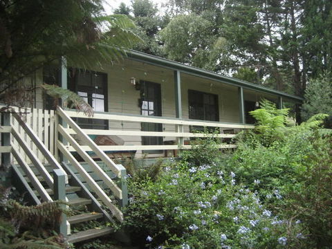 Warburton Holiday House - Mackay Tourism 0