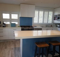 Waterfront 2 Bed Luxury Apartment in Corlette Port Stephens - Sleeps 4 - Mackay Tourism