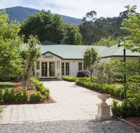 Oscar's On The Yarra - Mackay Tourism