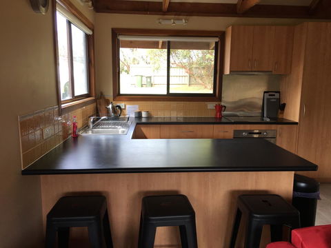 Red Ceder Cottage - Great Ocean Road - Port Campbell - Mackay Tourism 13