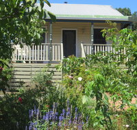 Walnut Cottage via Leongatha - Mackay Tourism