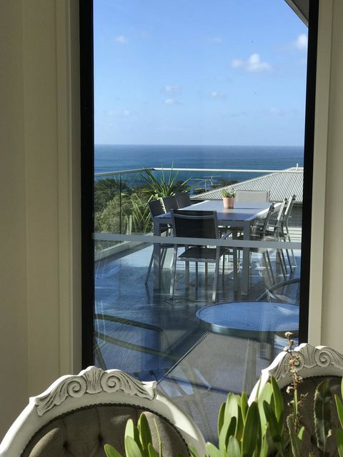 Lorne Sea View Terrace House - Mackay Tourism 9