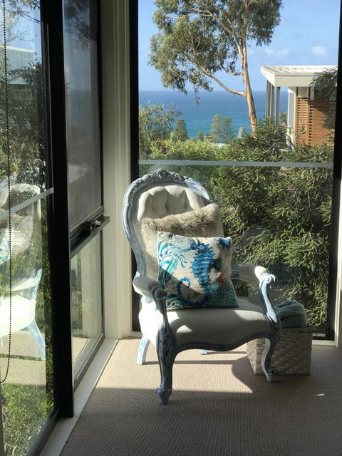 Lorne Sea View Terrace House - Mackay Tourism 14
