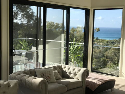 Lorne Sea View Terrace House - Mackay Tourism 15