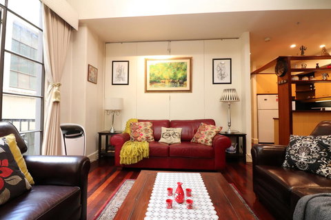 Majorca Magic On Flinders Lane - Rejuvenate Stays - Mackay Tourism 36