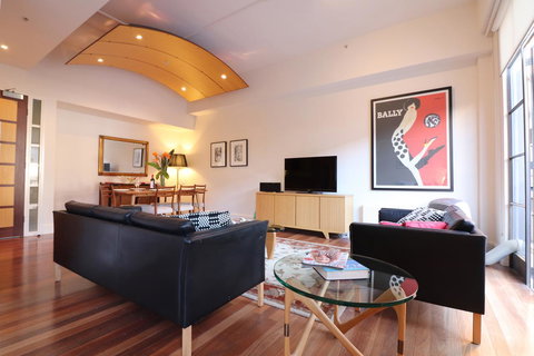 Majorca Magic On Flinders Lane - Rejuvenate Stays - Mackay Tourism 19