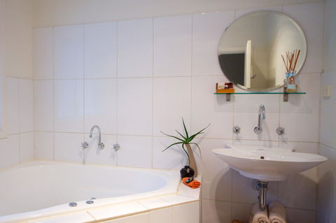 Healesville Apartments - Mackay Tourism 4