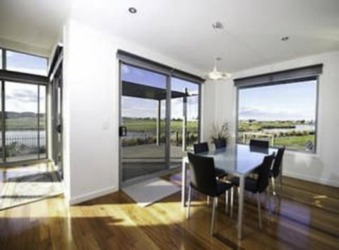 19 Glen Eagles Close - Mackay Tourism 1
