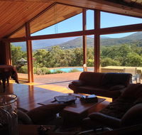 Kangaroo Manor - Mackay Tourism
