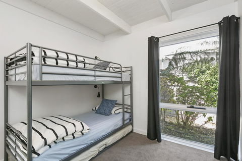Mysa Anglesea Sleeps 7 WiFi SmartTV Cafes Shops - Mackay Tourism 10