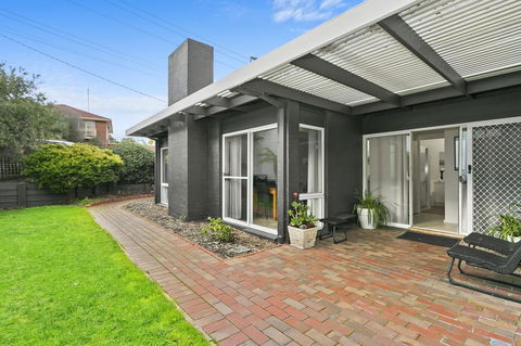 Mysa Anglesea Sleeps 7 WiFi SmartTV Cafes Shops - Mackay Tourism 7