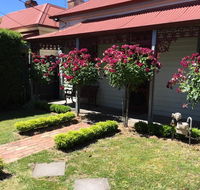 Airleigh-Rose Cottage - Mackay Tourism