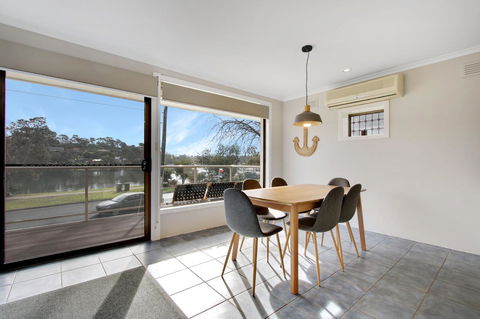 Hybiscus Waterfront Apartments - Mackay Tourism 4