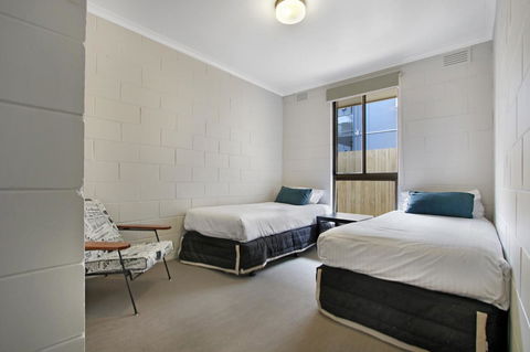 Hybiscus Waterfront Apartments - Mackay Tourism 21