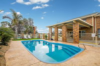 Book Kalimna Accommodation Vacations Mackay Tourism Mackay Tourism