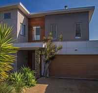 Saltwater Breeze Retreat - Mackay Tourism
