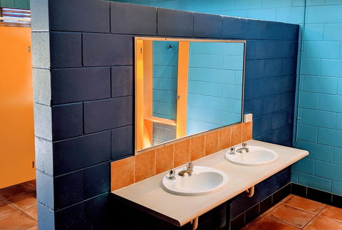 Cool Bananas Backpackers - Mackay Tourism 12