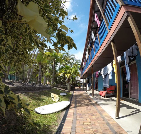 Cool Bananas Backpackers - Mackay Tourism 2