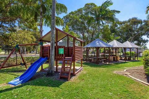 Rainbow Getaway Holiday Apartments - Mackay Tourism 15