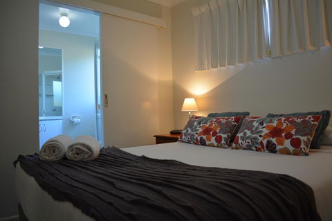 Rainbow Getaway Holiday Apartments - Mackay Tourism 38